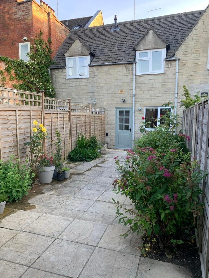 The Cottage Cirencester Exterior photo